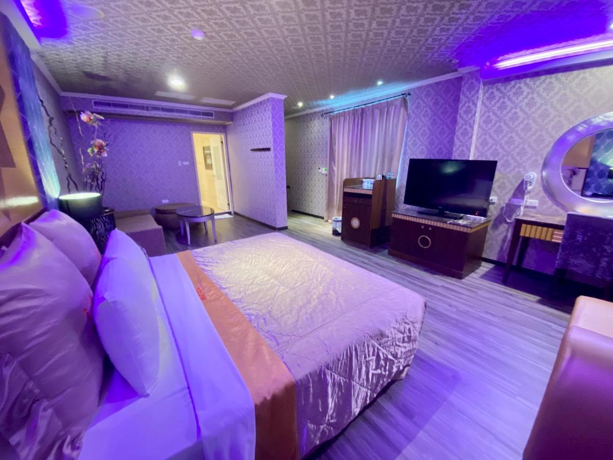 Huang Xing Motel Pingtung Zewnętrze zdjęcie
